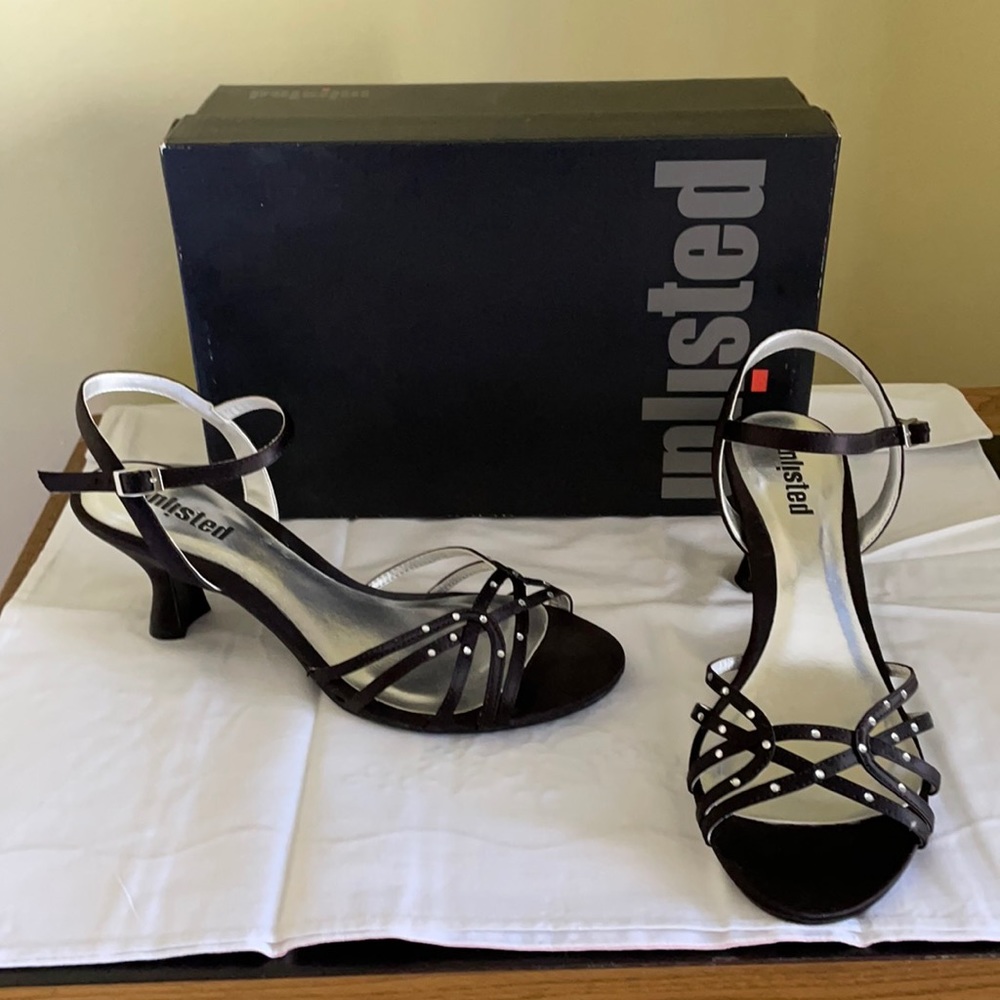 Black sandals